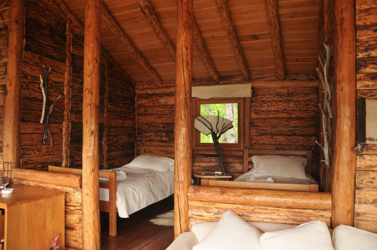 Mallin Colorado Ecolodge Aldana Esterno foto