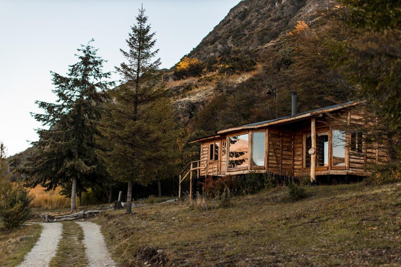 Mallin Colorado Ecolodge Aldana Esterno foto
