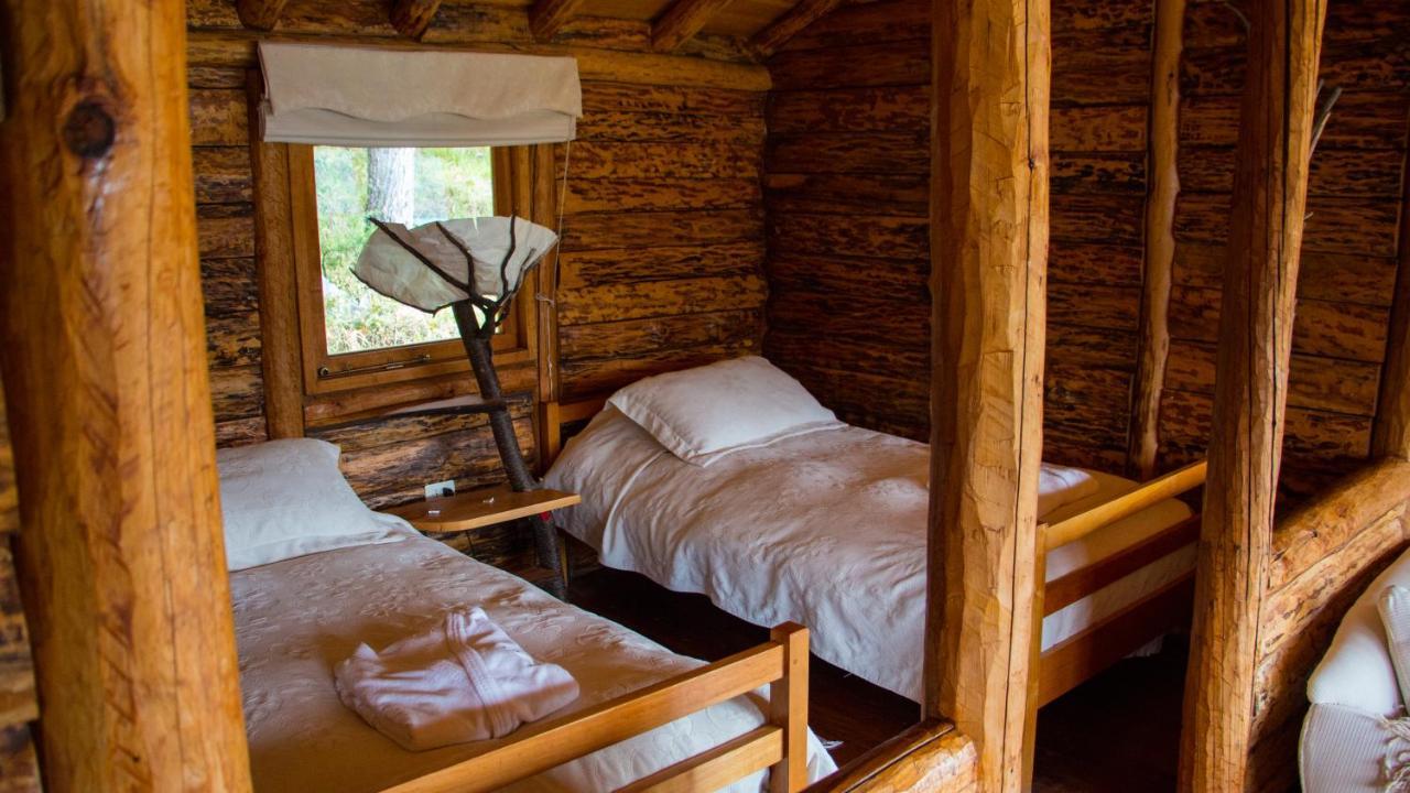 Mallin Colorado Ecolodge Aldana Esterno foto